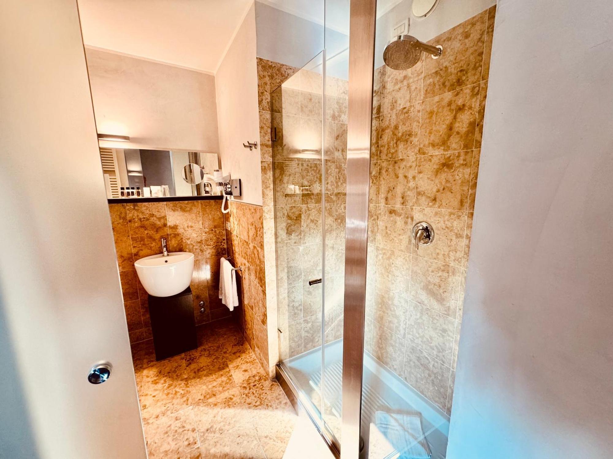 Hotel Pex Мантова Екстериор снимка