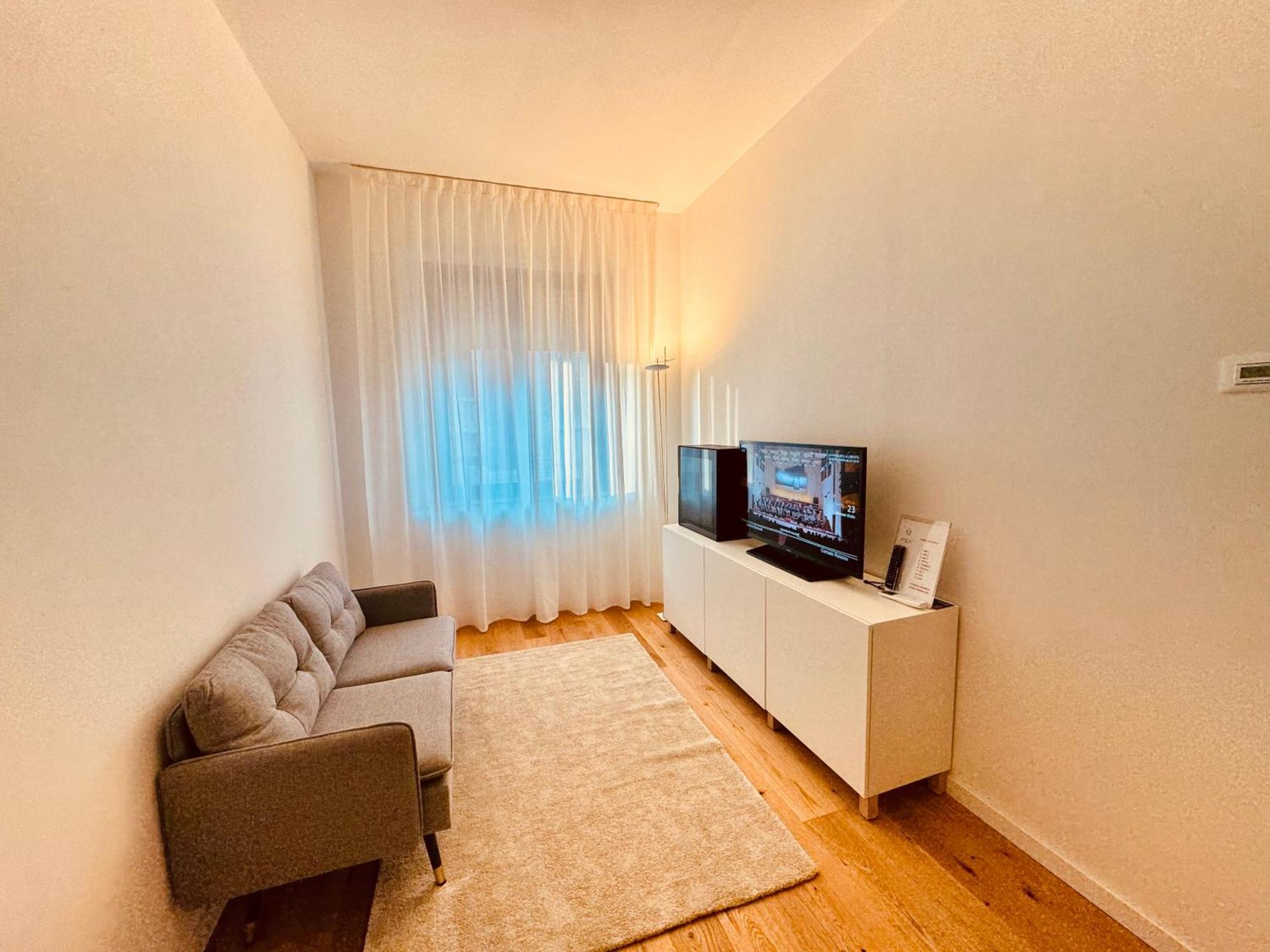 Hotel Pex Мантова Екстериор снимка